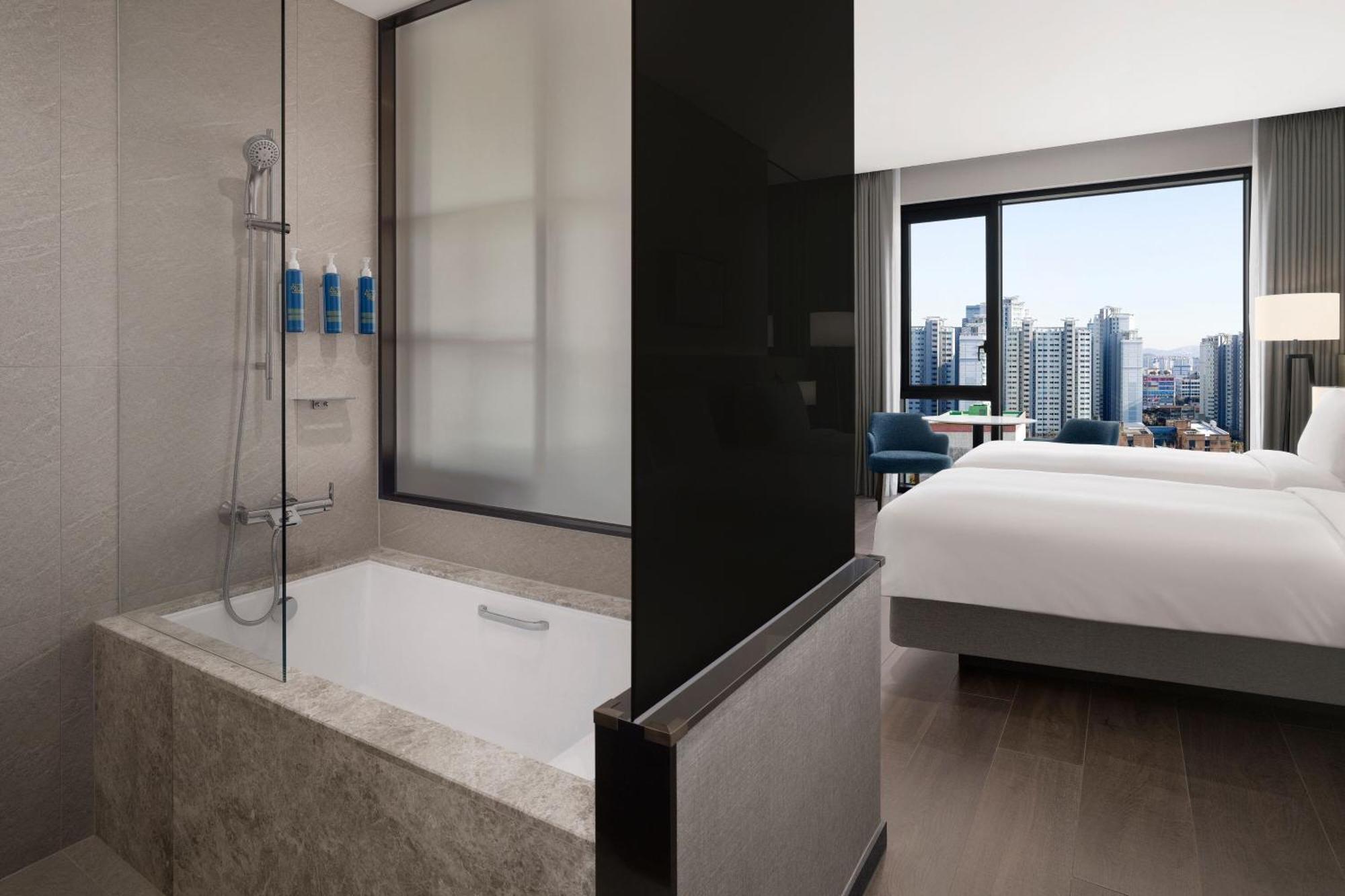 Four Points By Sheraton Suwon Ngoại thất bức ảnh